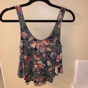 American Eagle crop top